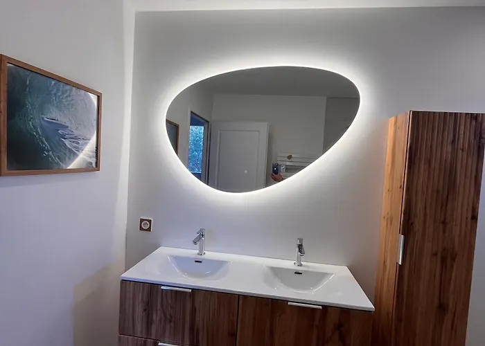 Maison Bois A Avec Piscine Vakantiehuis Lacanau